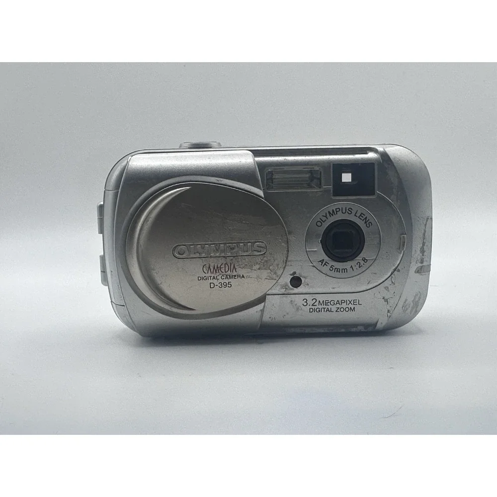 Olympus CAMEDIA D-395 3.2MP Digital Camera Untested For Parts/ Repair